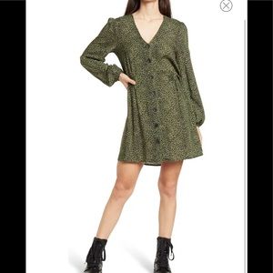 Abound Long Sleeve Button Front Mini Dress. NWT size M